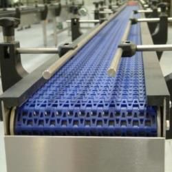 Plastic belt conveyor
